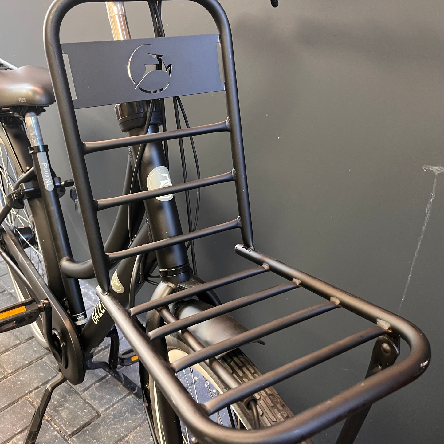 Bijna nieuwe Gazelle Puur NL transport fiets