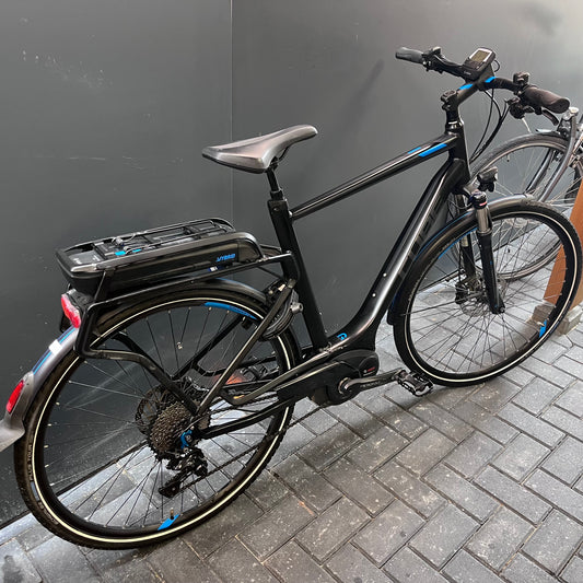 Prachtige Cube touring + Bosch performance Line middenmotor