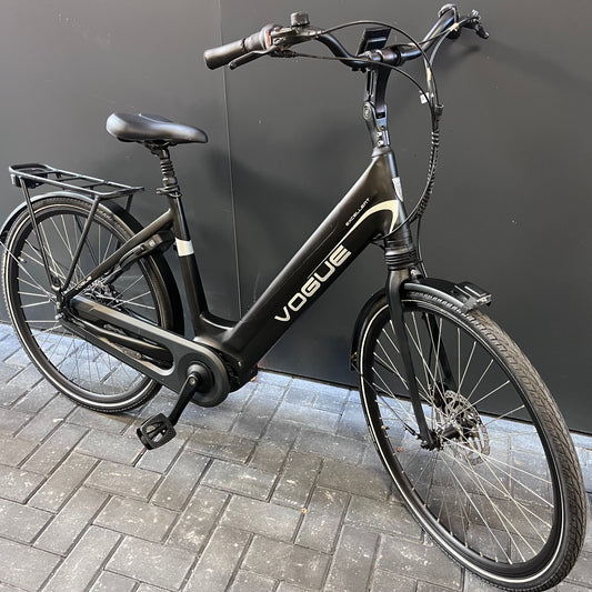 Vogue excellent/ middenmotor/ 444km jong !!