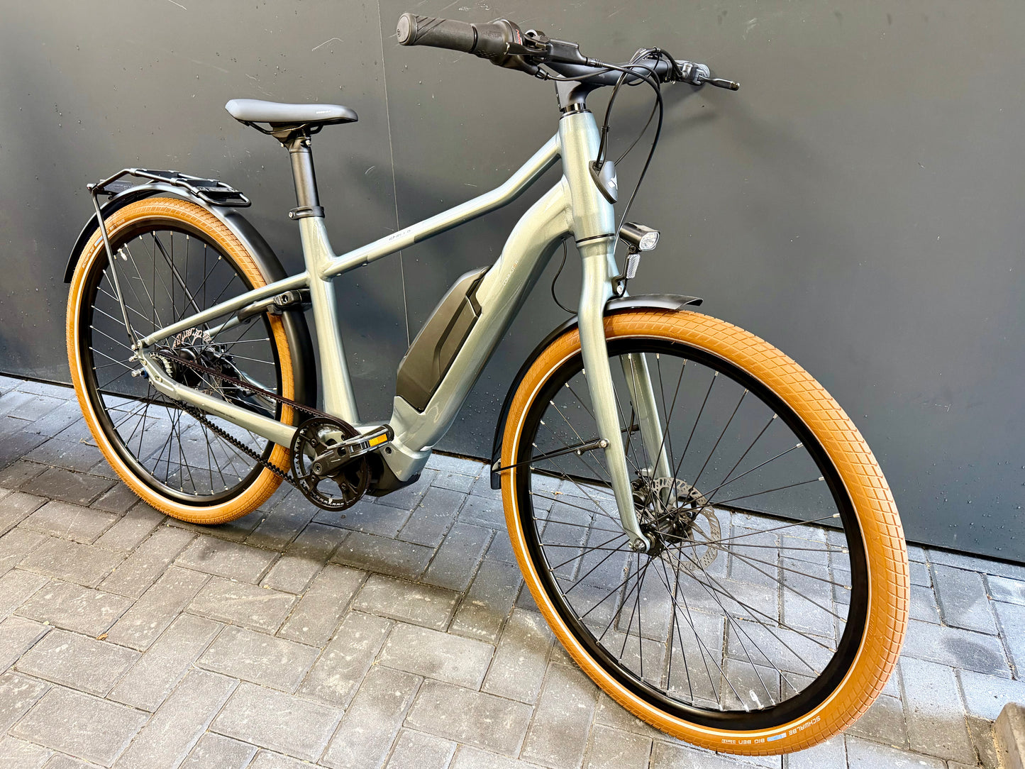 Nieuwe Stella Commuter – Belt Drive, 400W Accu, Nexus 7