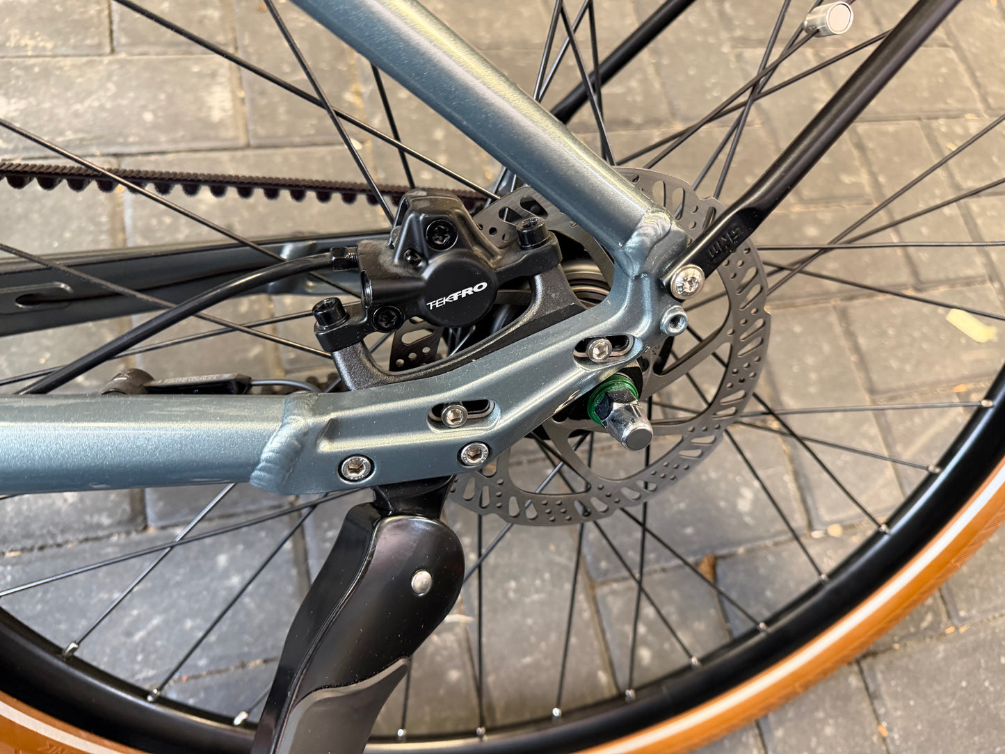 Nieuwe Stella Commuter – Belt Drive, 400W Accu, Nexus 7