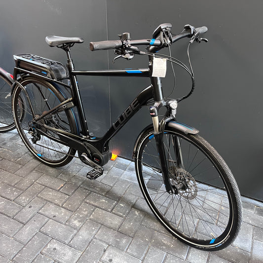Prachtige Cube touring + Bosch performance Line middenmotor