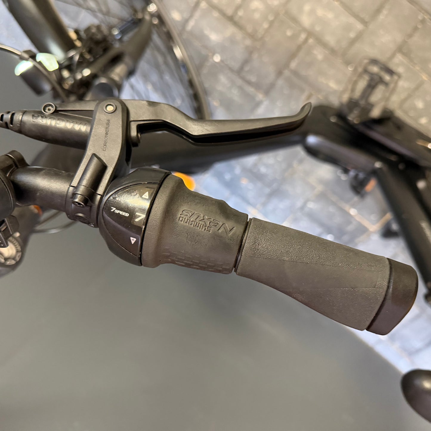 Qwic Premium! Snelle e-bike!