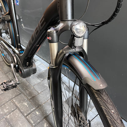 Prachtige Cube touring + Bosch performance Line middenmotor