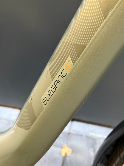 Giant Elegance E+ elektrische fiets met middenmotor