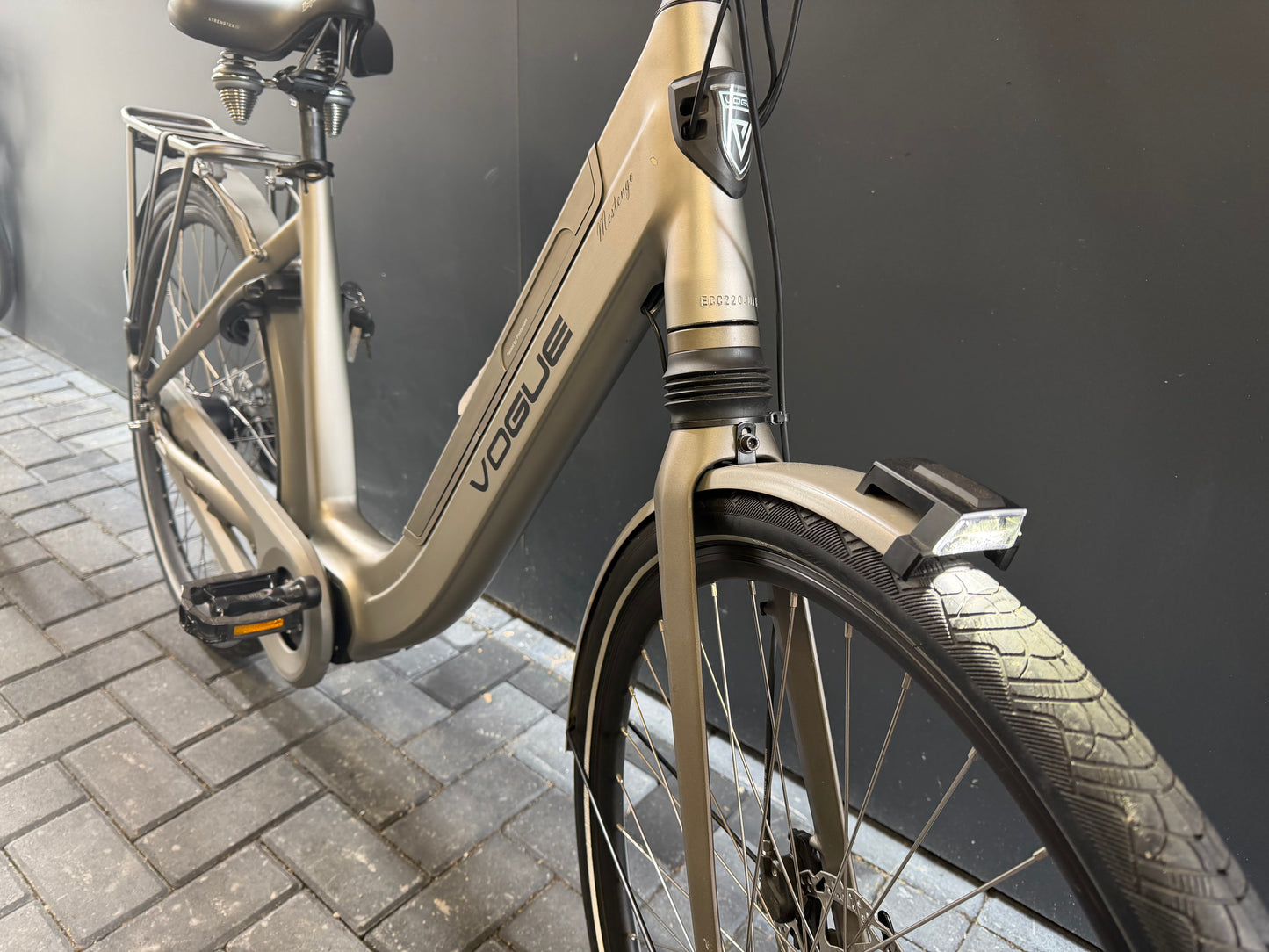Vogue Mestengo + Middenmotor
