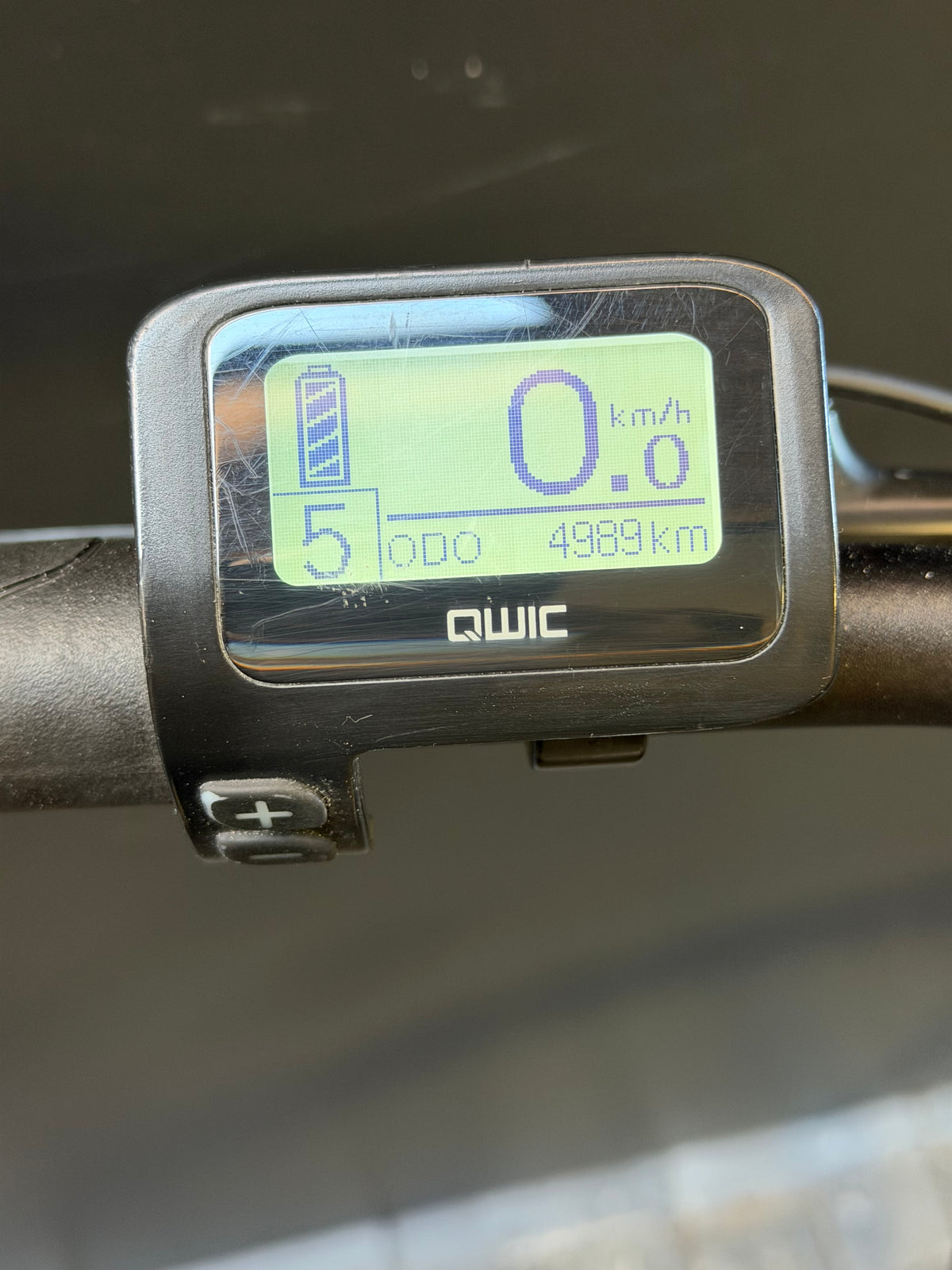 QWIC Premium FN7 i elektrische fiets | 400 Wh