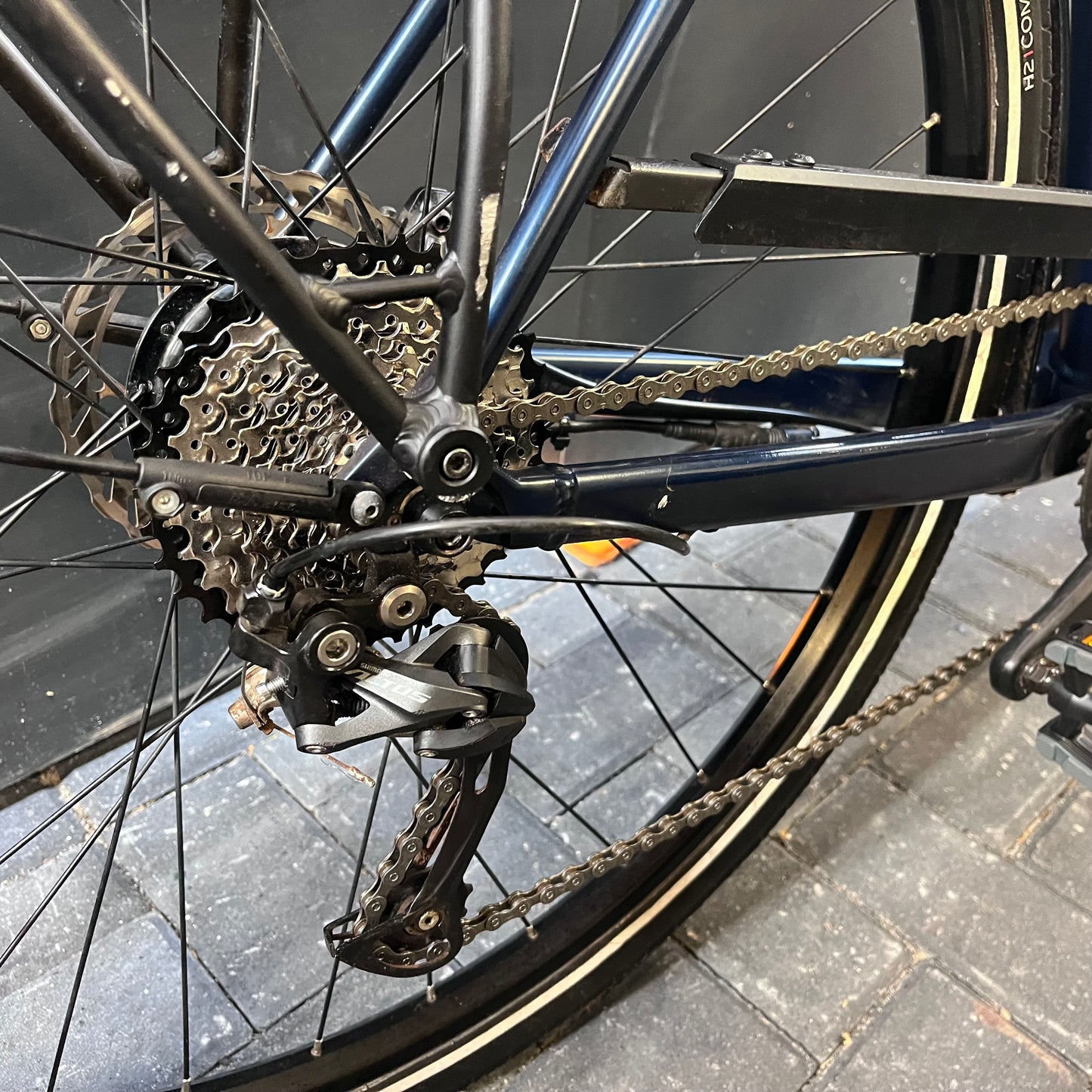 Prachtige Trek FX+ / lichtgewicht e-bike!