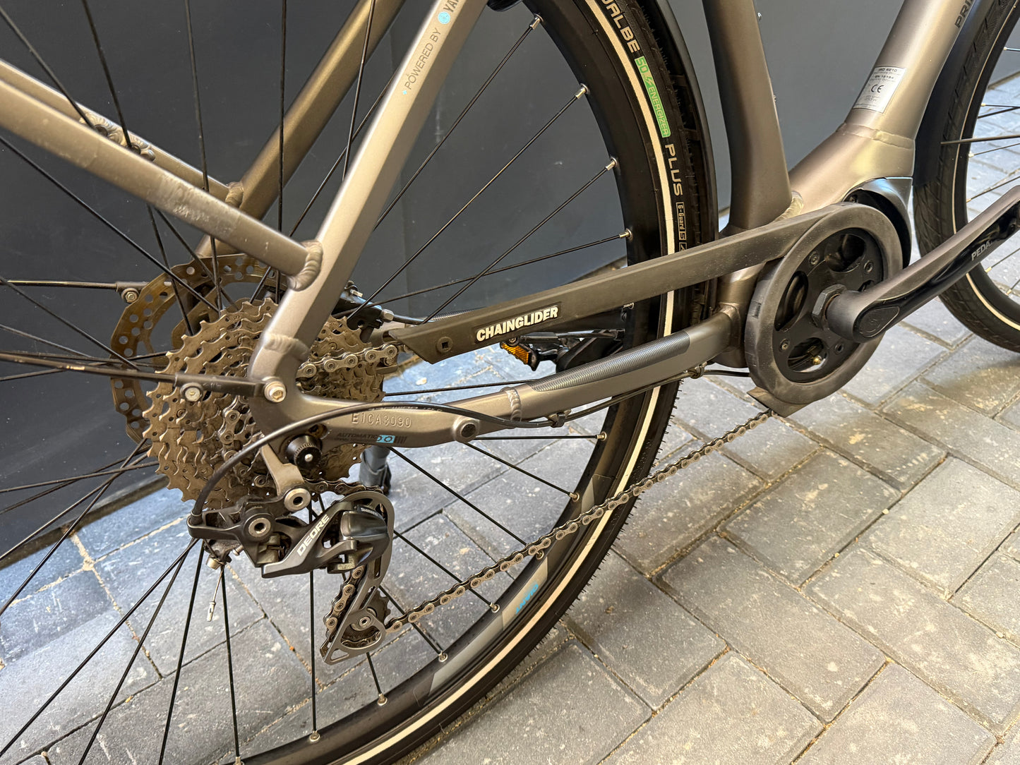 Giant Prime + Yamaha Syncdrive sport Middenmotor