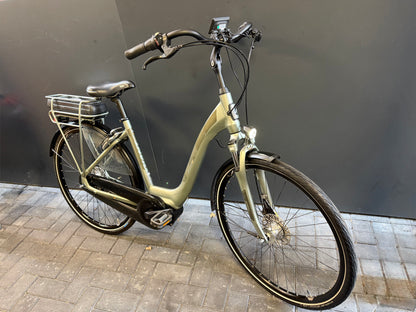 Giant Elegance E+ elektrische fiets met middenmotor