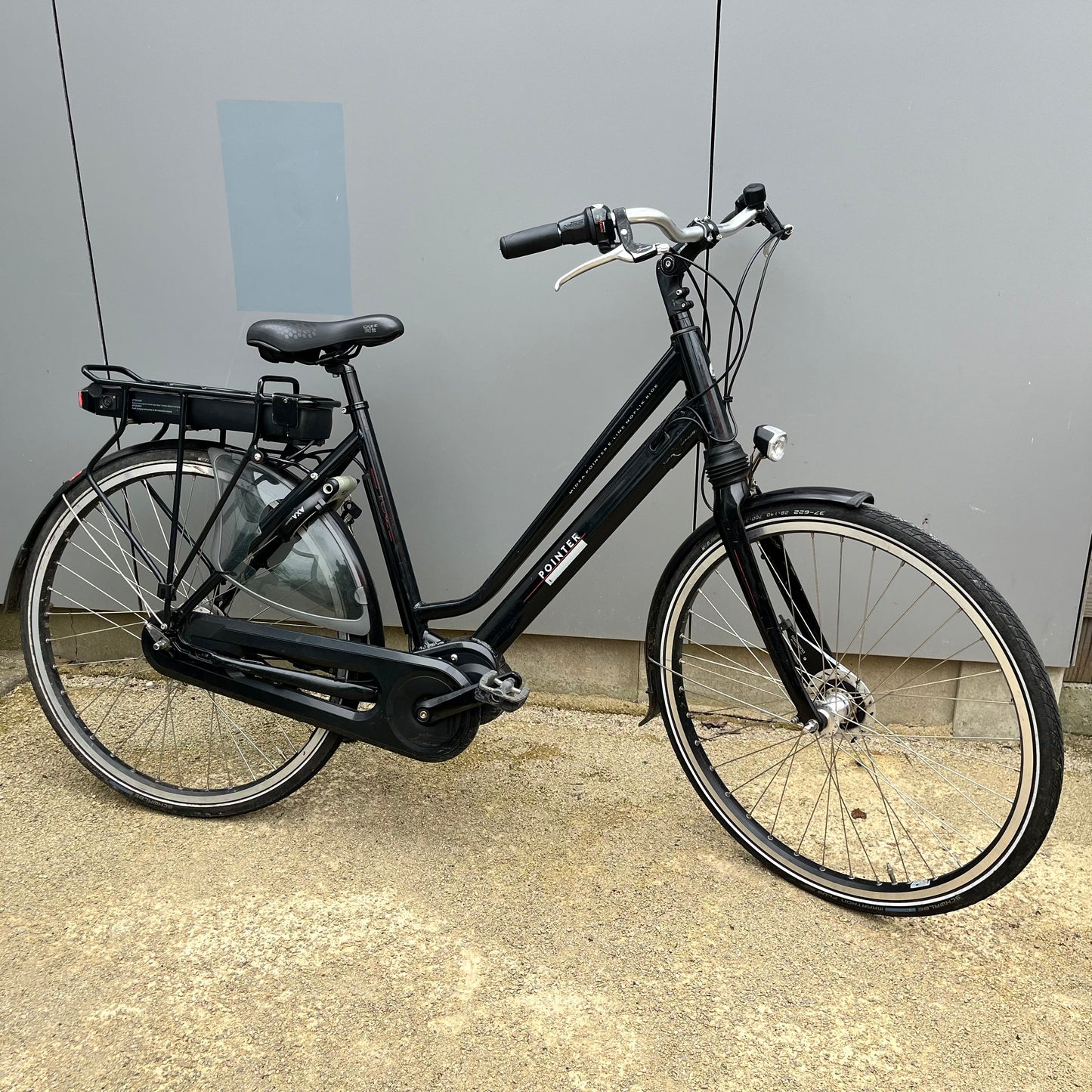 Pointer + middenmotor