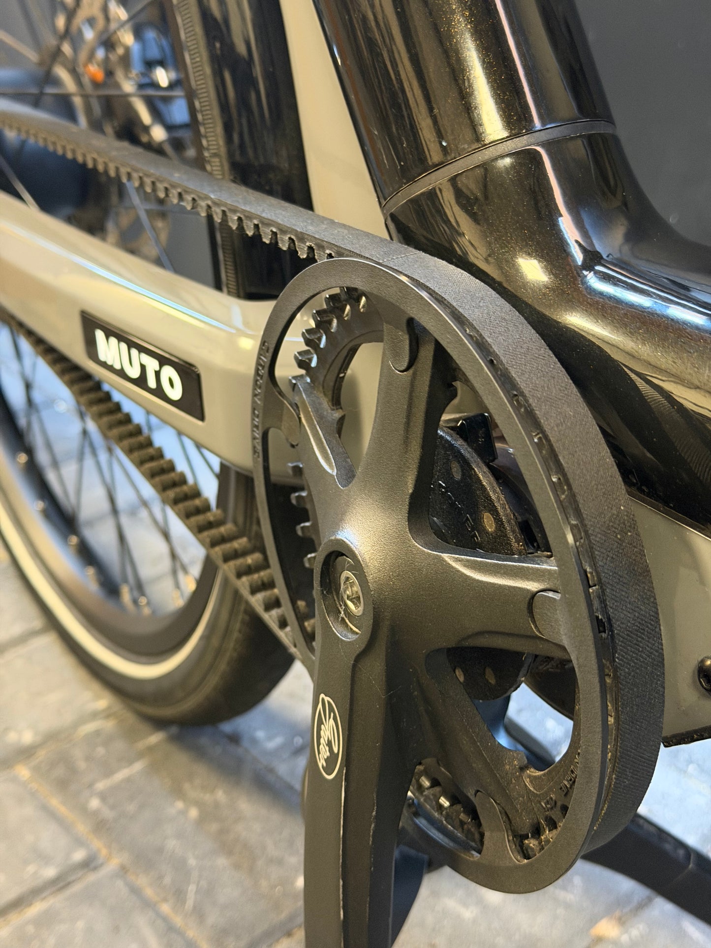 Stella Muto + Belt drive