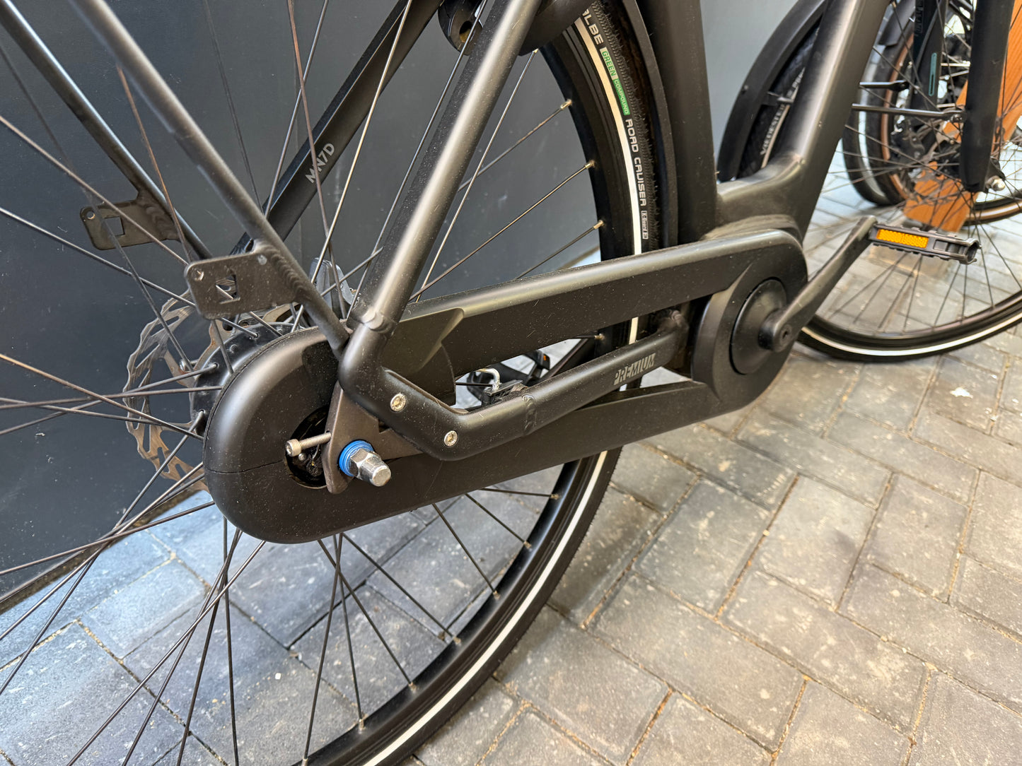 Qwic Premium MN7D | Weinig km gelopen!